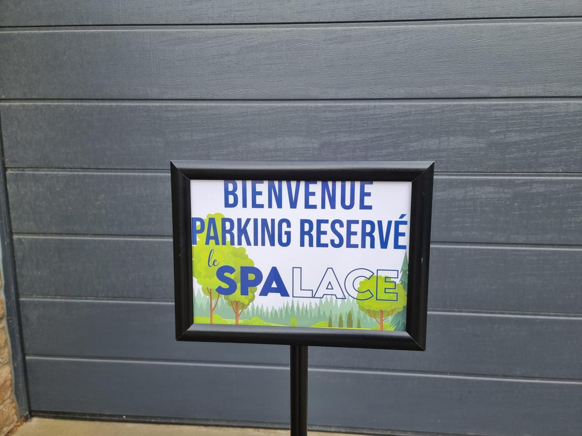Le Spalace Exterior foto